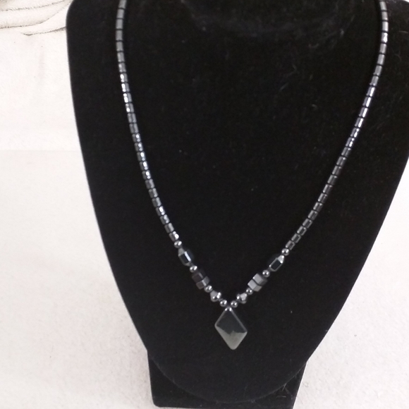 Hematite Necklace - Picture 2 of 4
